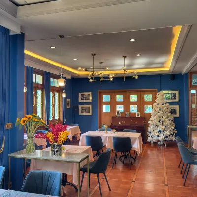 The Marshal Social Cafe