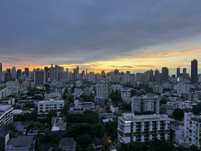 United Tower Thong Lor