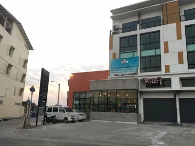 Grand Avenue Premier Pet Hospital