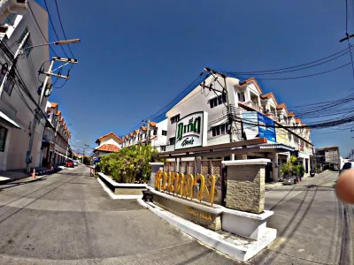 Phuket Villa Suanluang