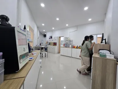 Petcharat Animal Hospital For Small Pets and Exotics