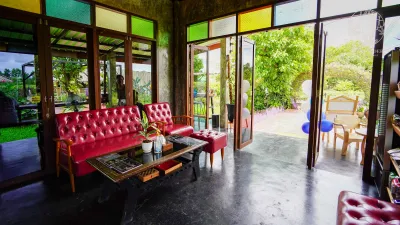 Rice Wonder Restaurant & Cafe