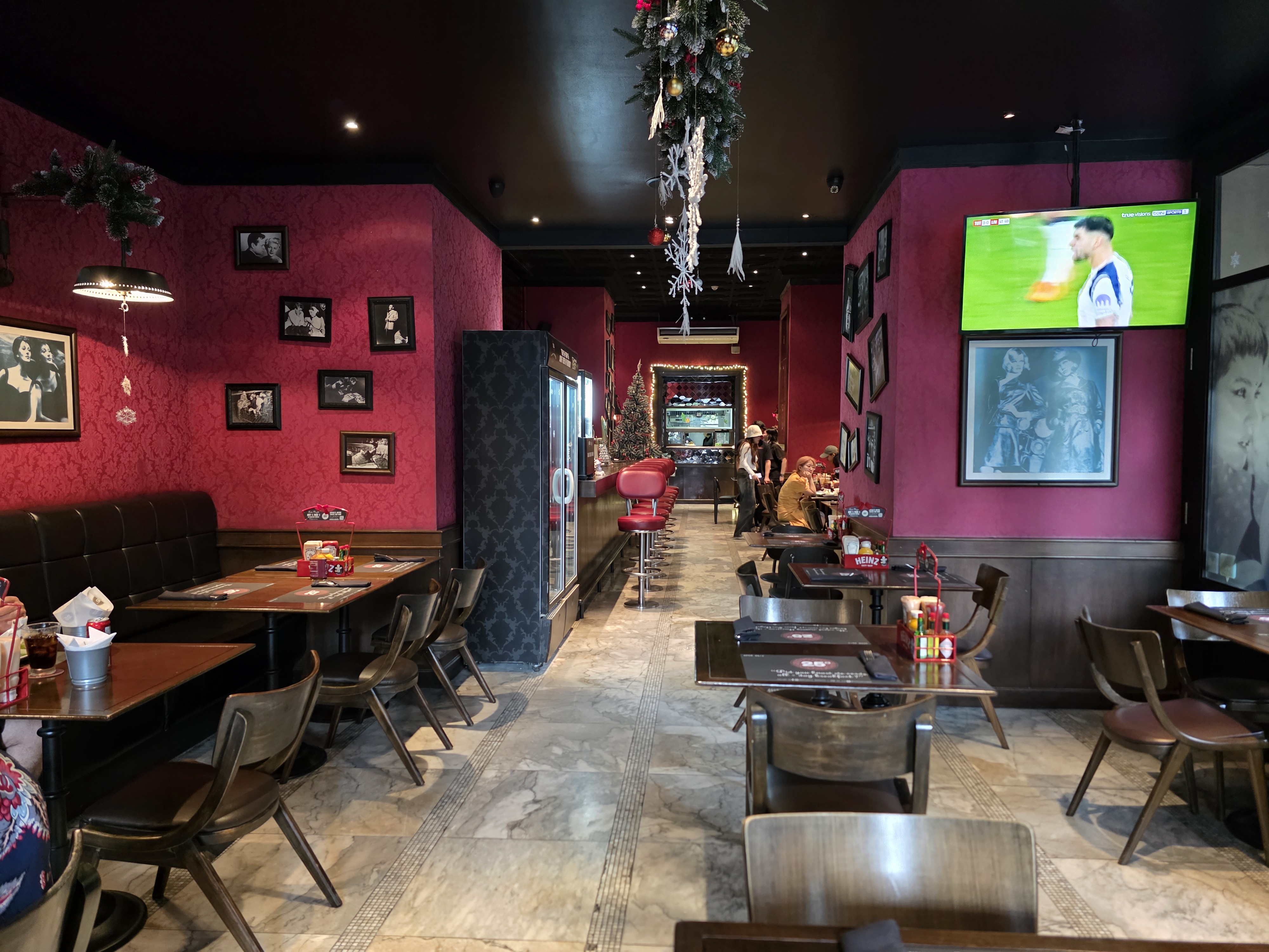 25 Degrees Burger Bar