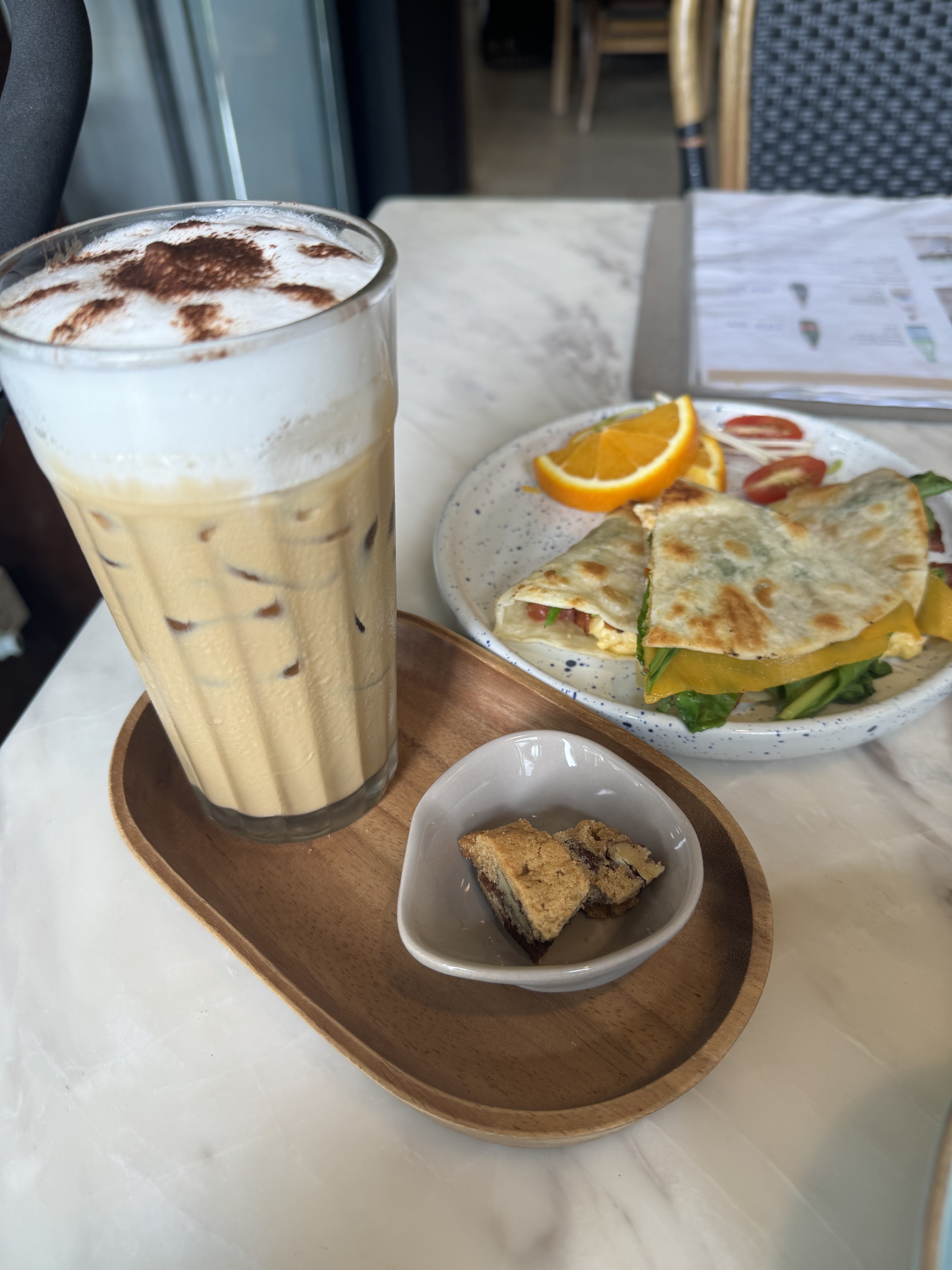 AKART Bistro & Bar
