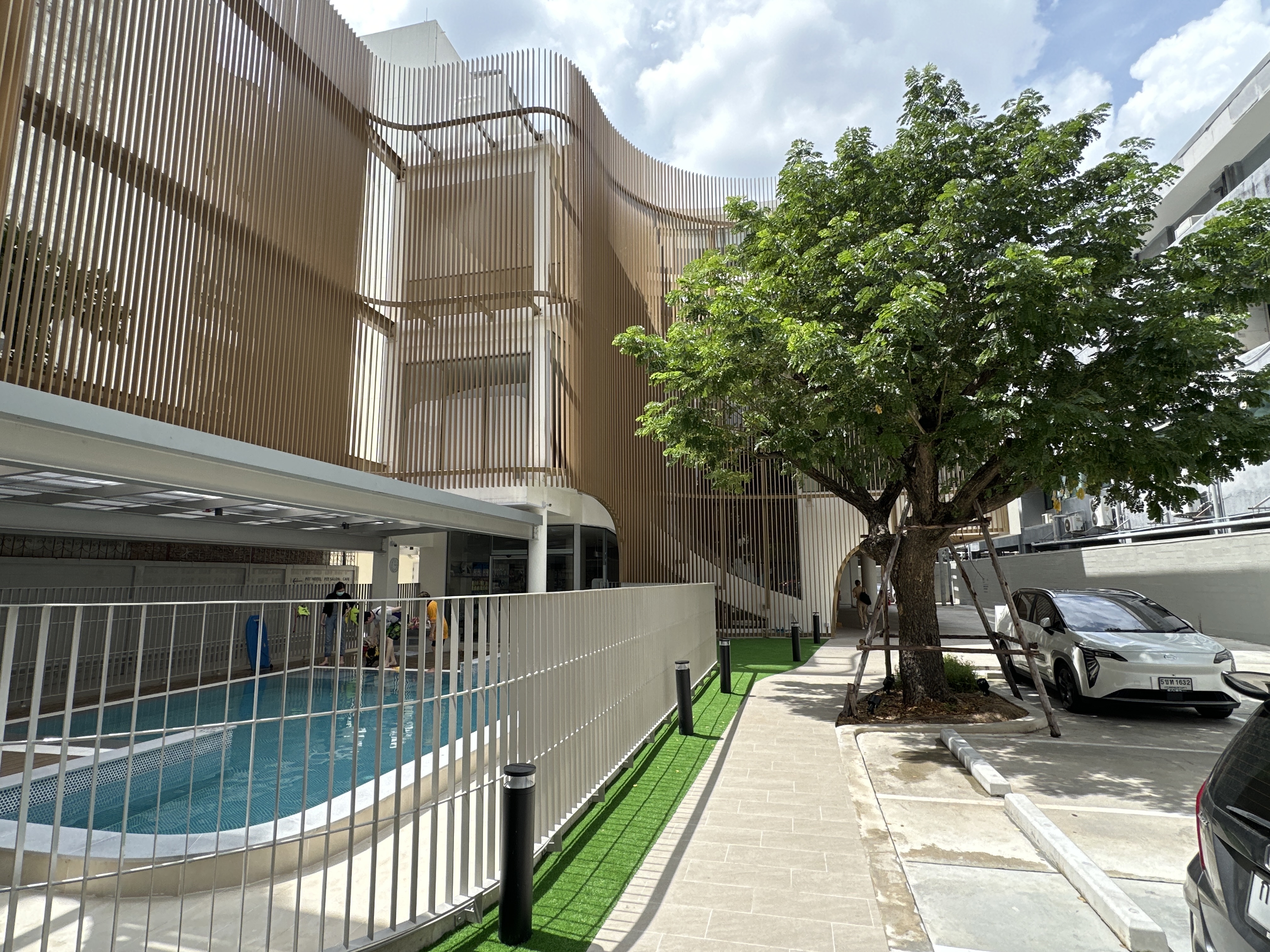 Arak Animal Hospital Thonglor
