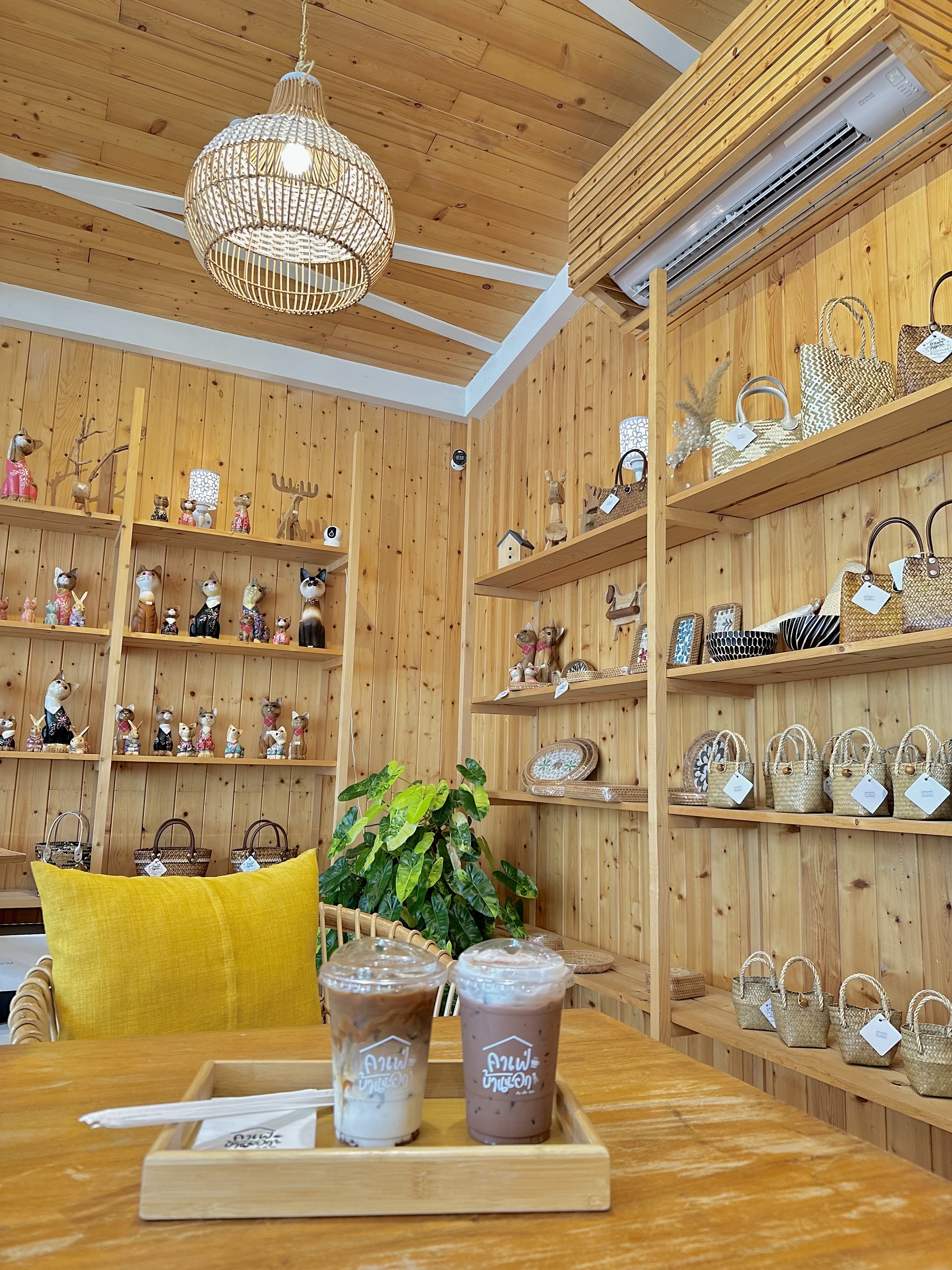 Cafe Ban Nok by Ple Venus