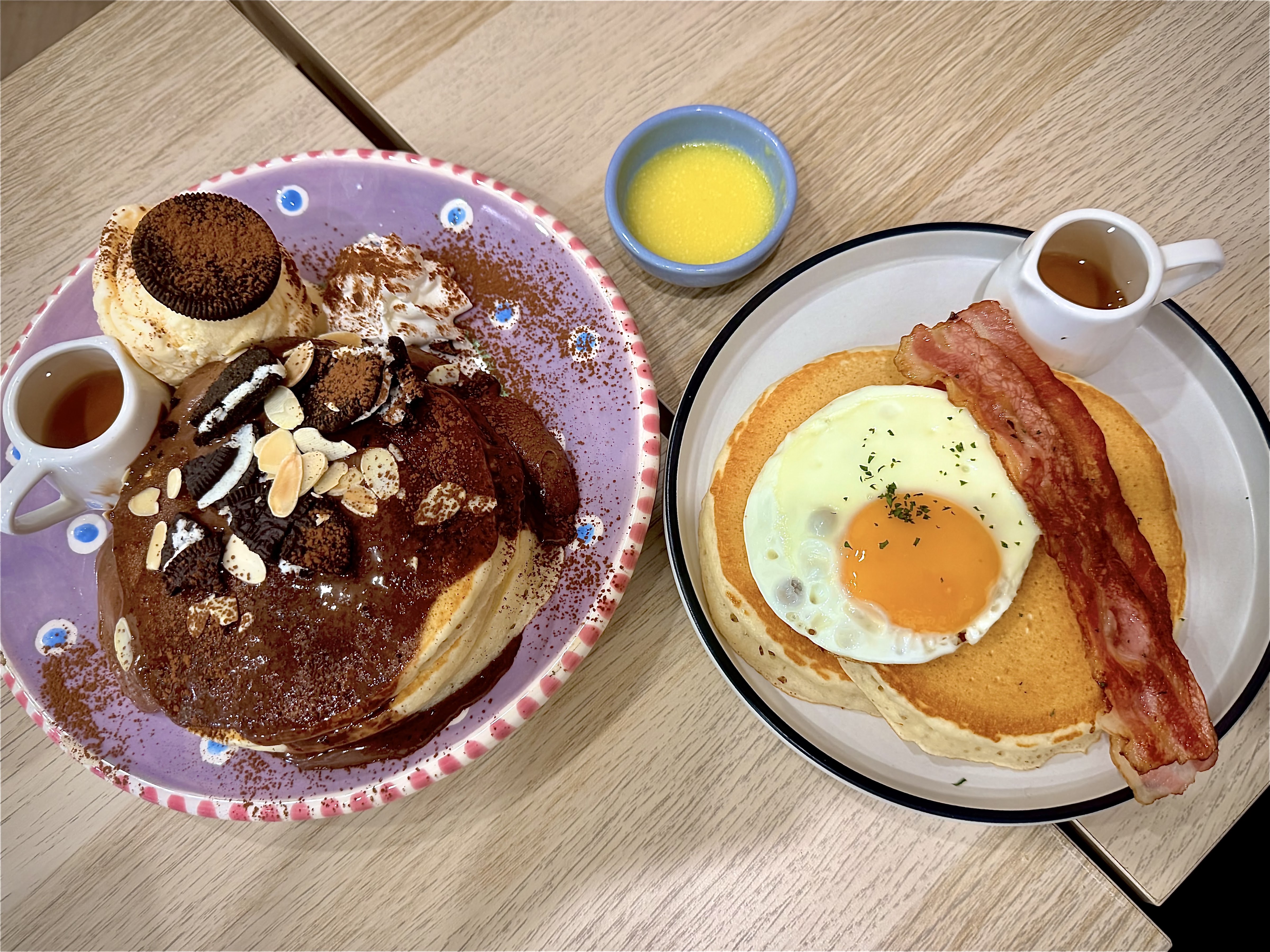 Coffee & Pancake Republic Cafe / bistro all day brunch