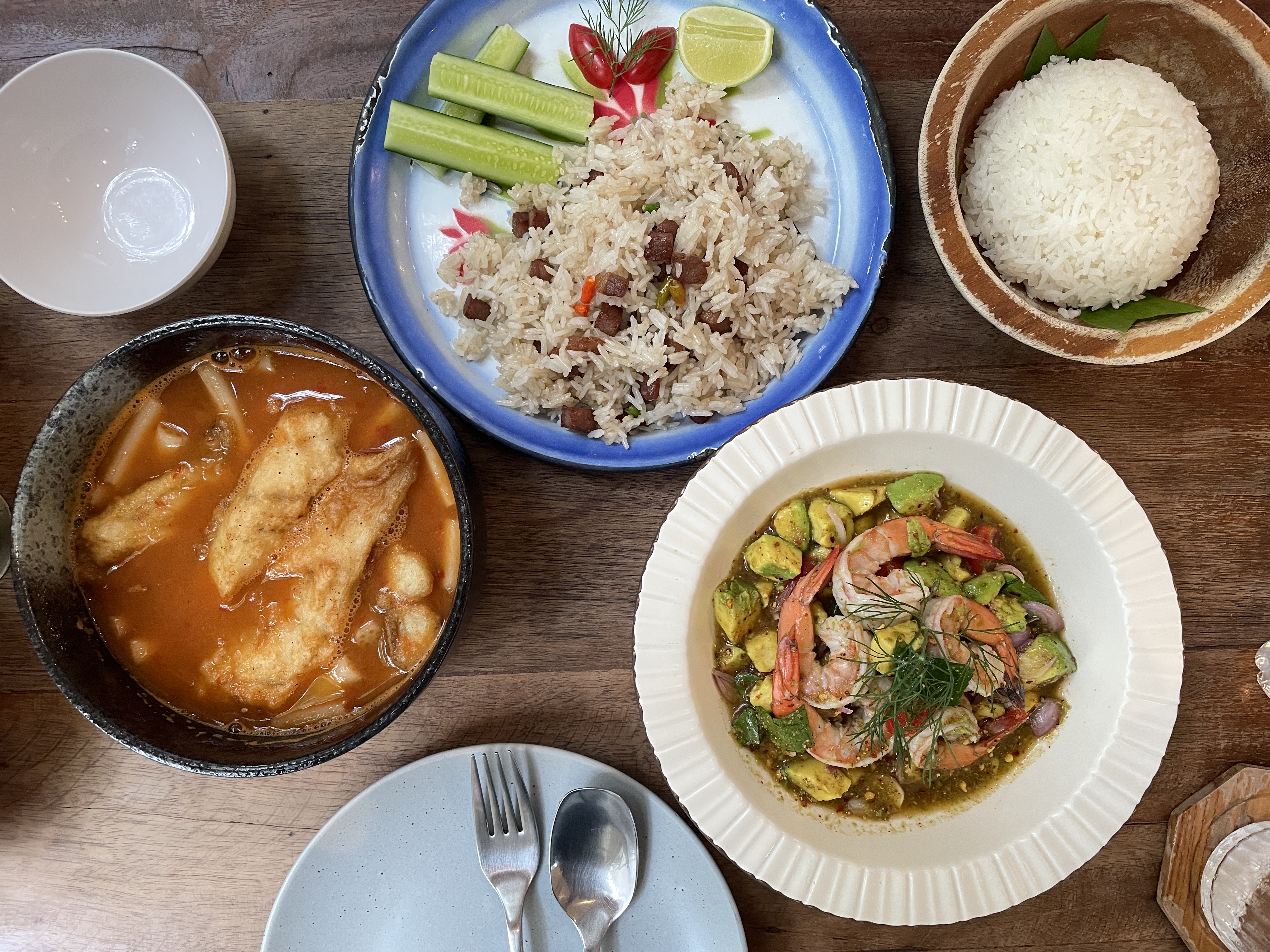 Mitt Restaurant & Space (Ari Branch)