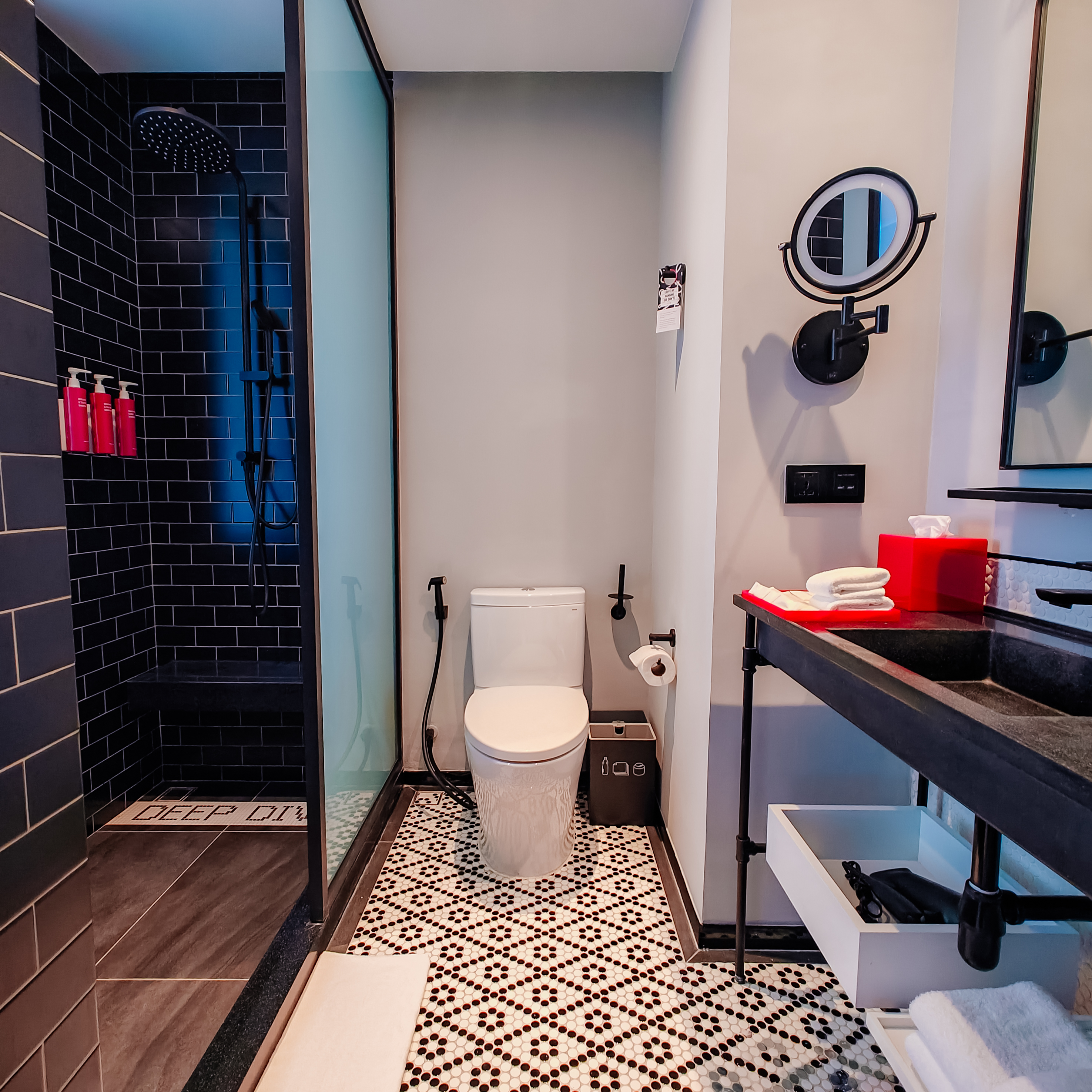 Moxy Bangkok Ratchaprasong