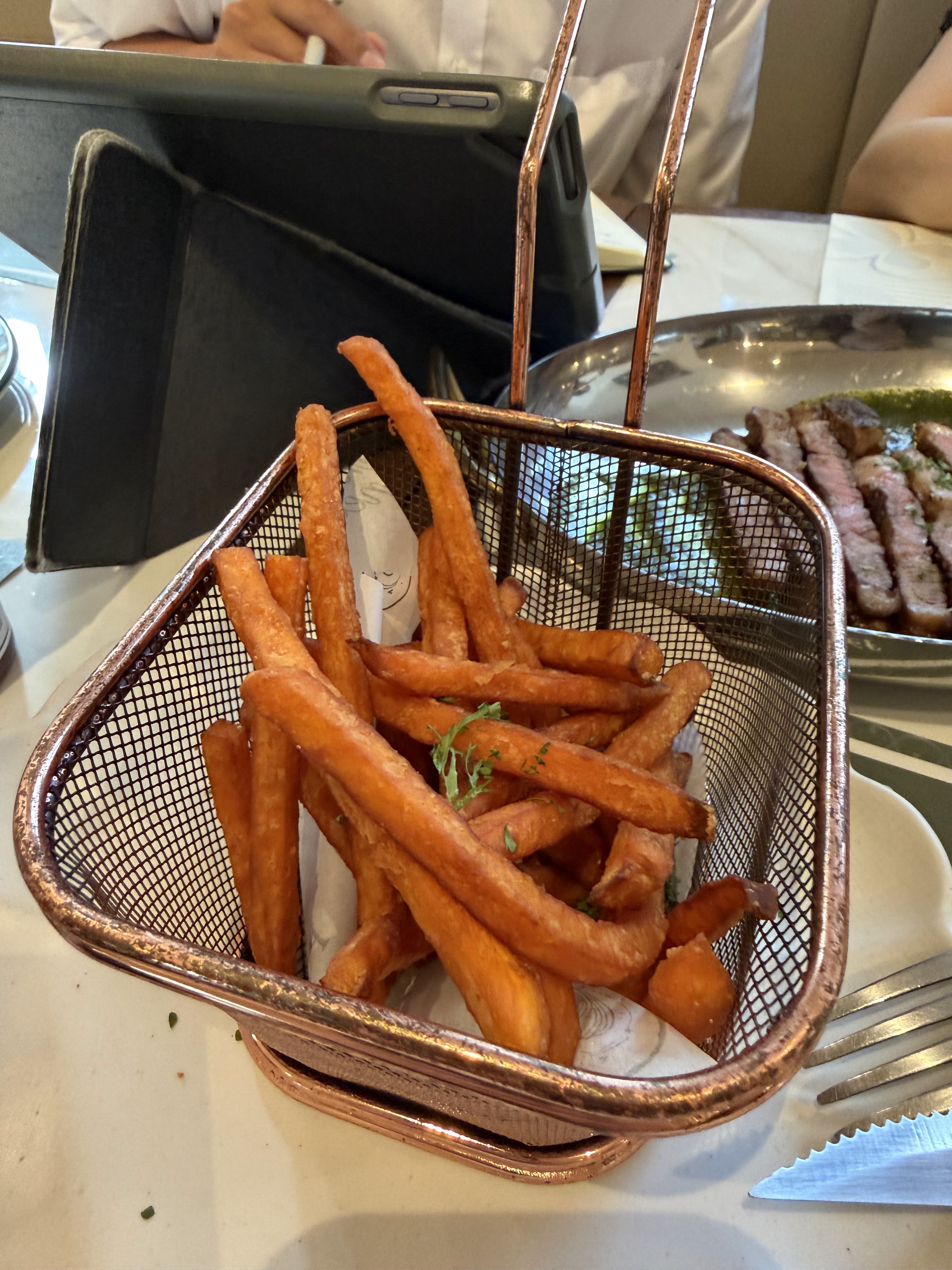 Préf Café & Bar
