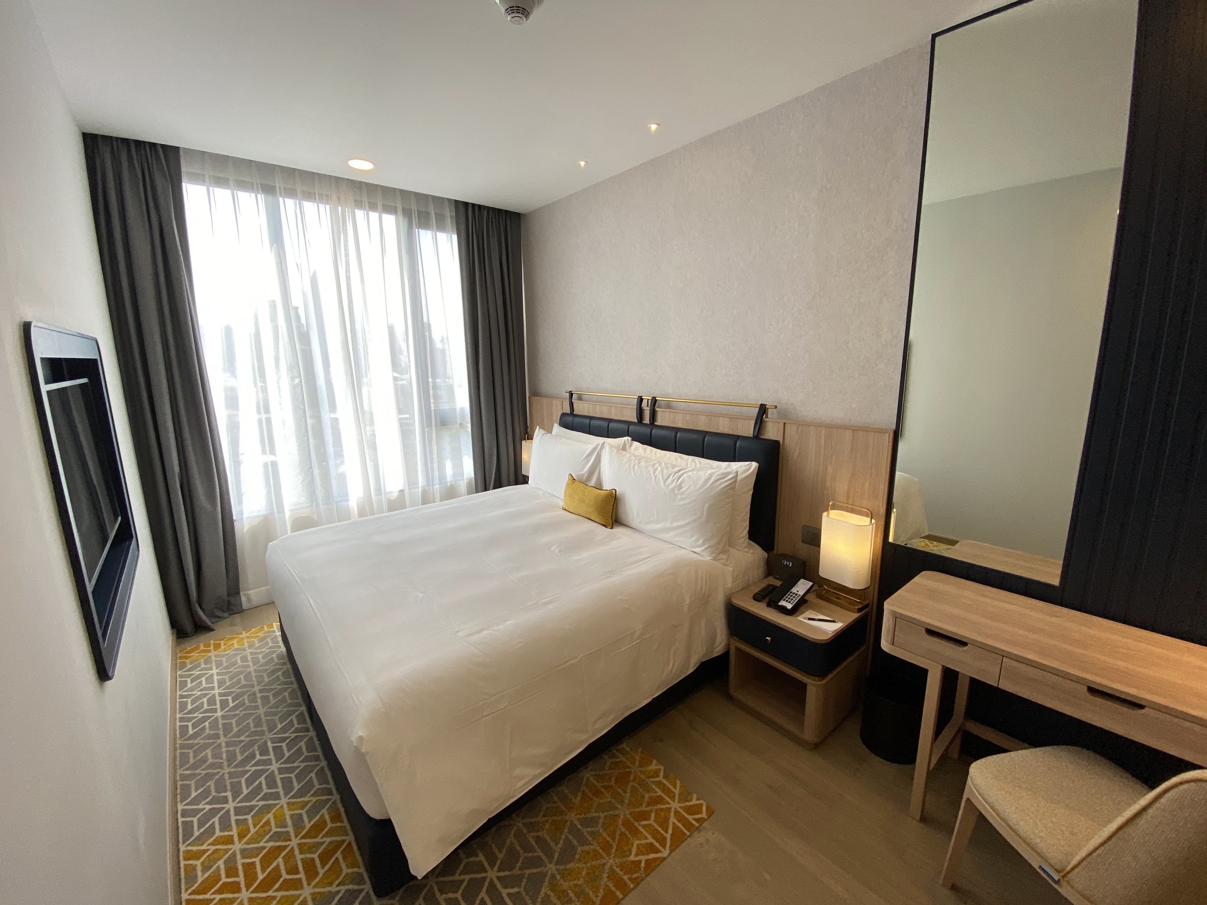 Staybridge Suites Bangkok Thonglor, an IHG Hotel