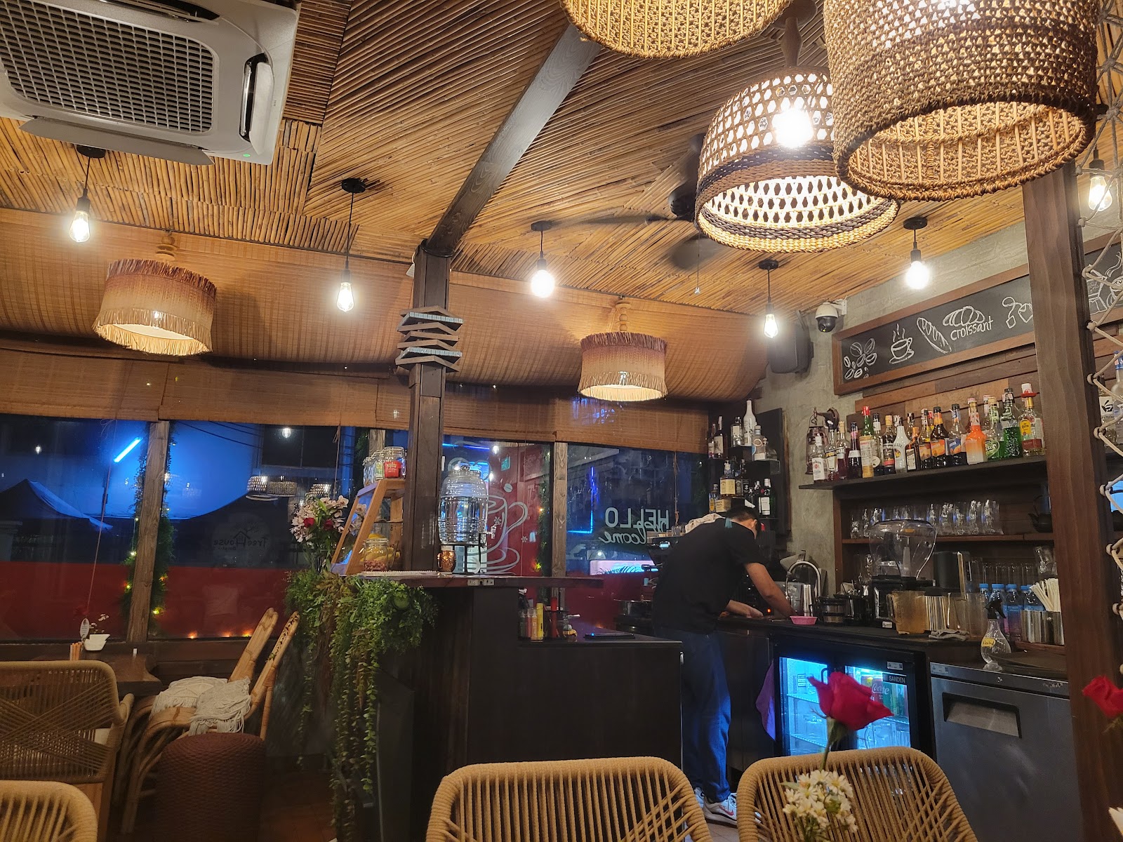 Treehouse Cafe & Bar
