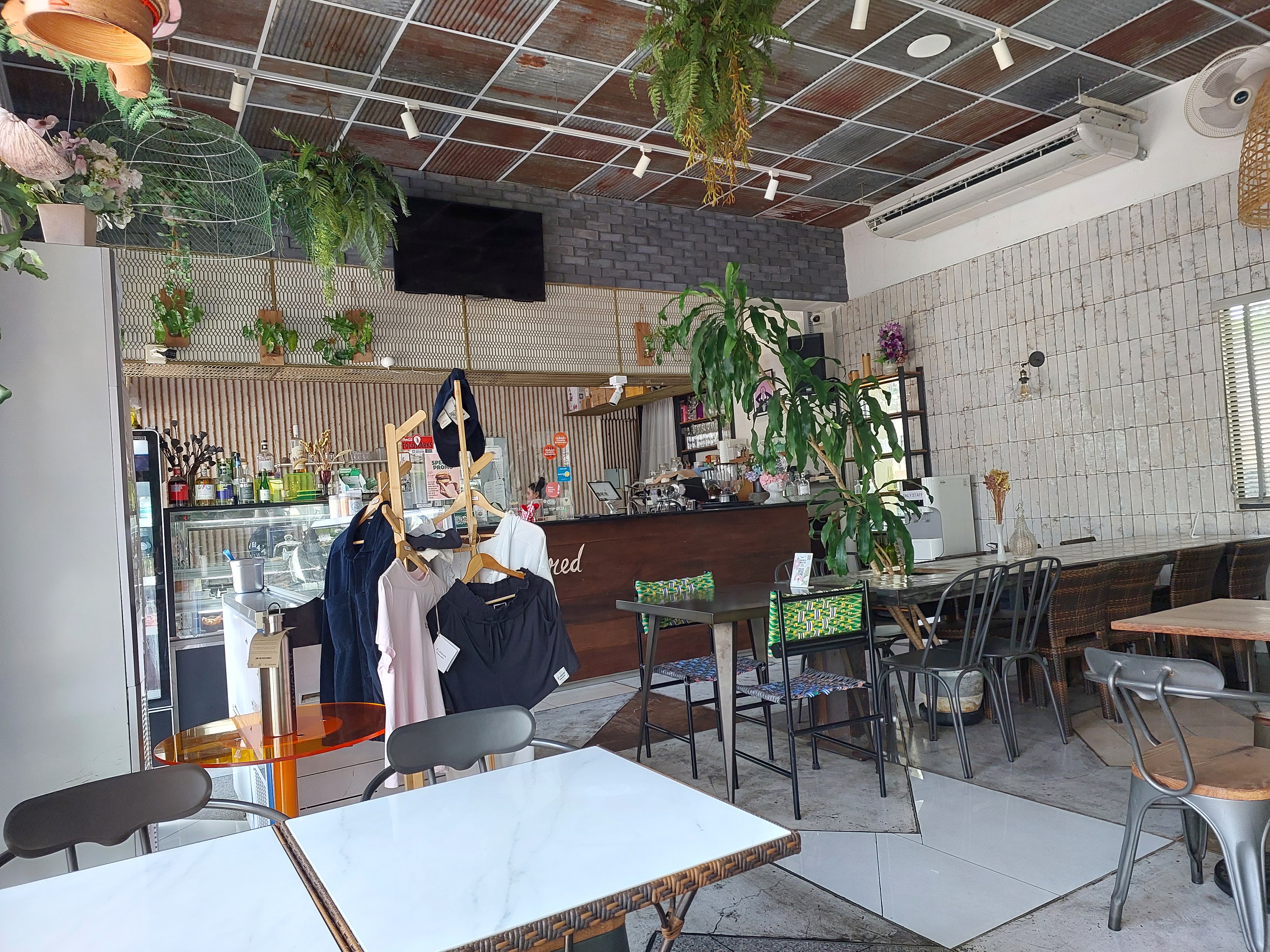 Vistro-Vegan Cafe & Restaurant