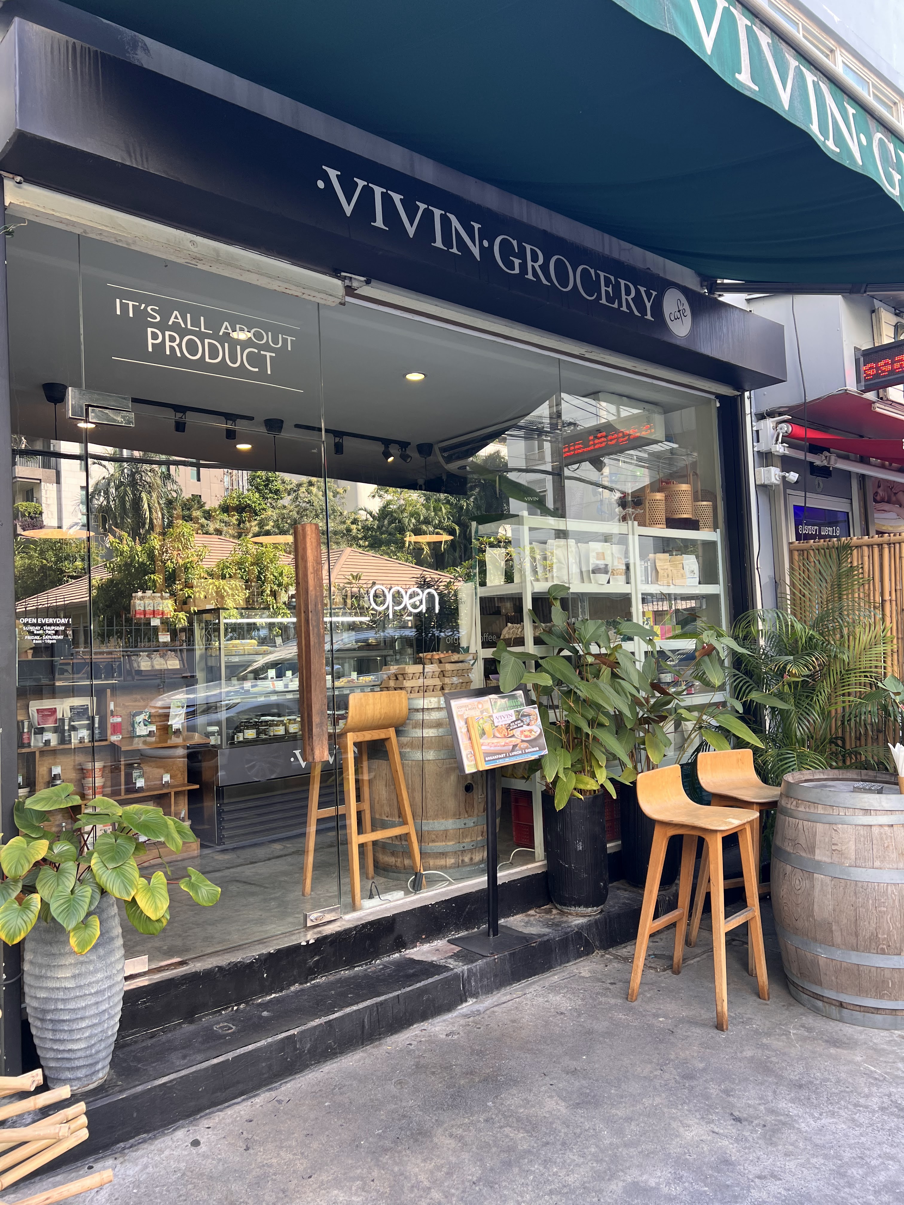 VIVIN Asok - café grocery bistro - Local Organic Natural Artisan