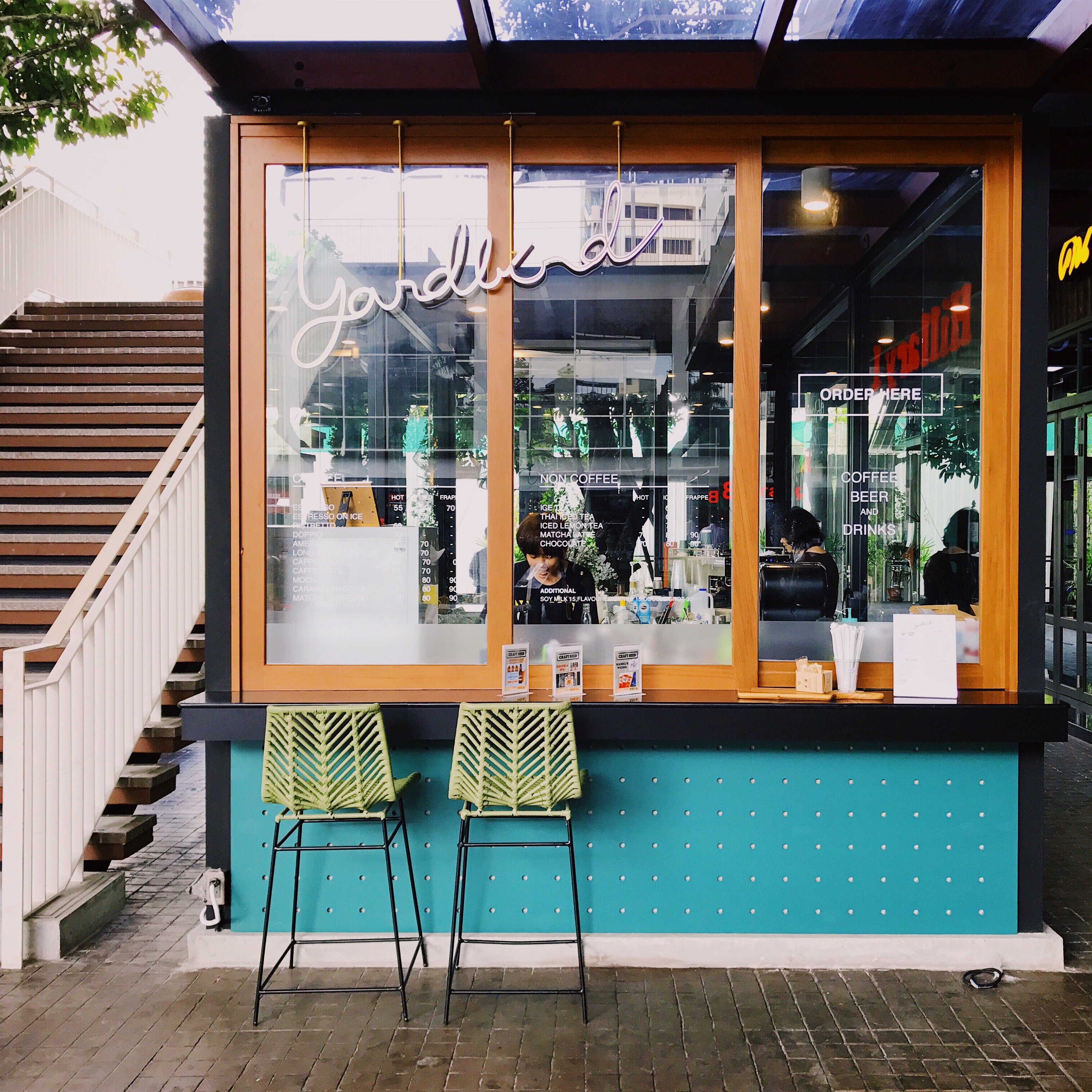 Yardbird Cafe