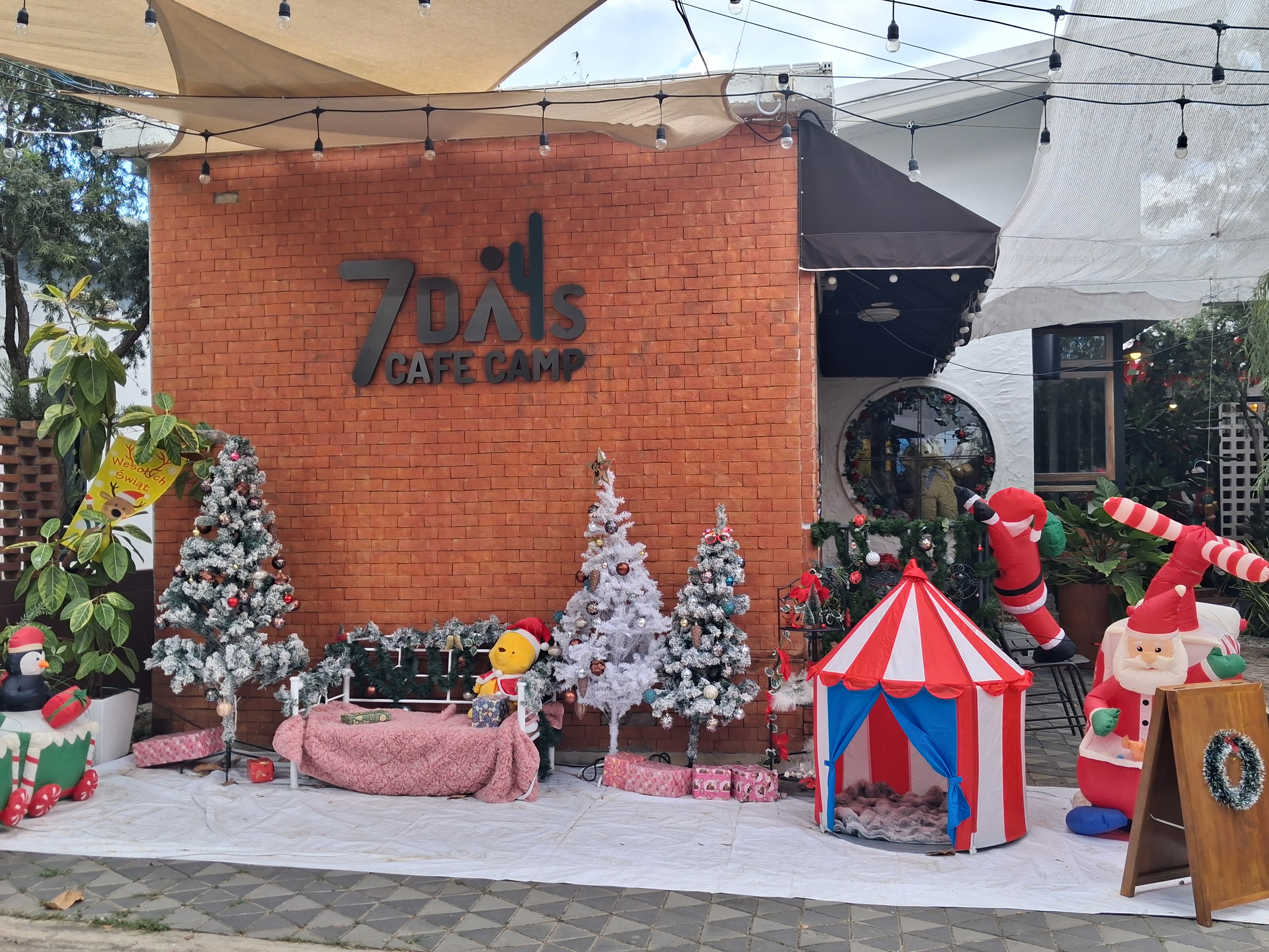 7 DaysCafe & Restaurant