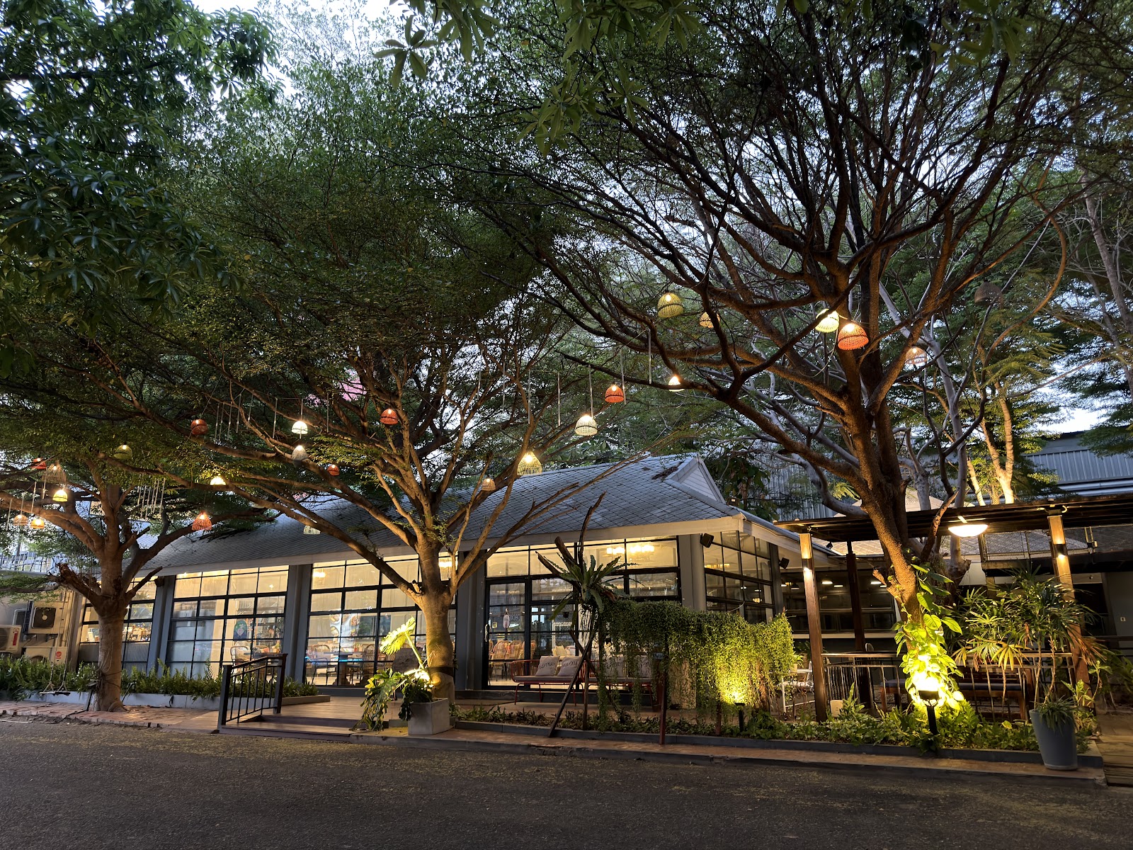 Gecko Garden cafe