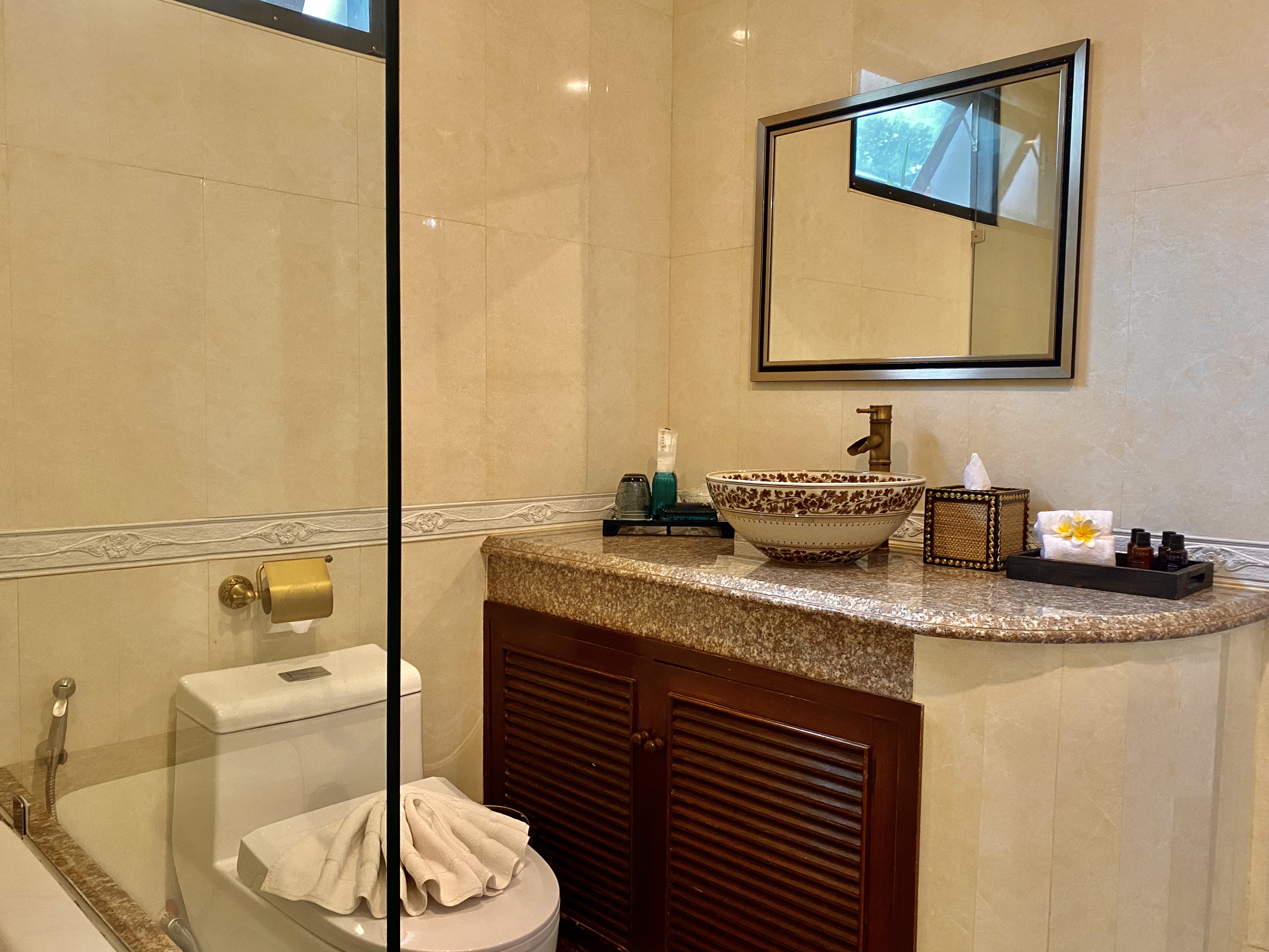 Jantra Residence