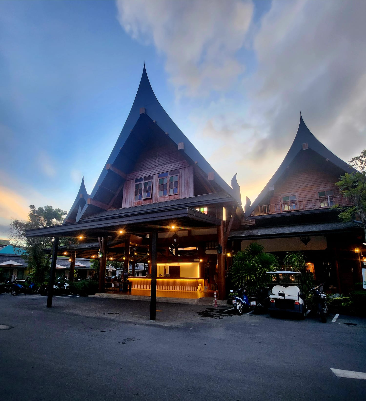 Naina Resort & Spa