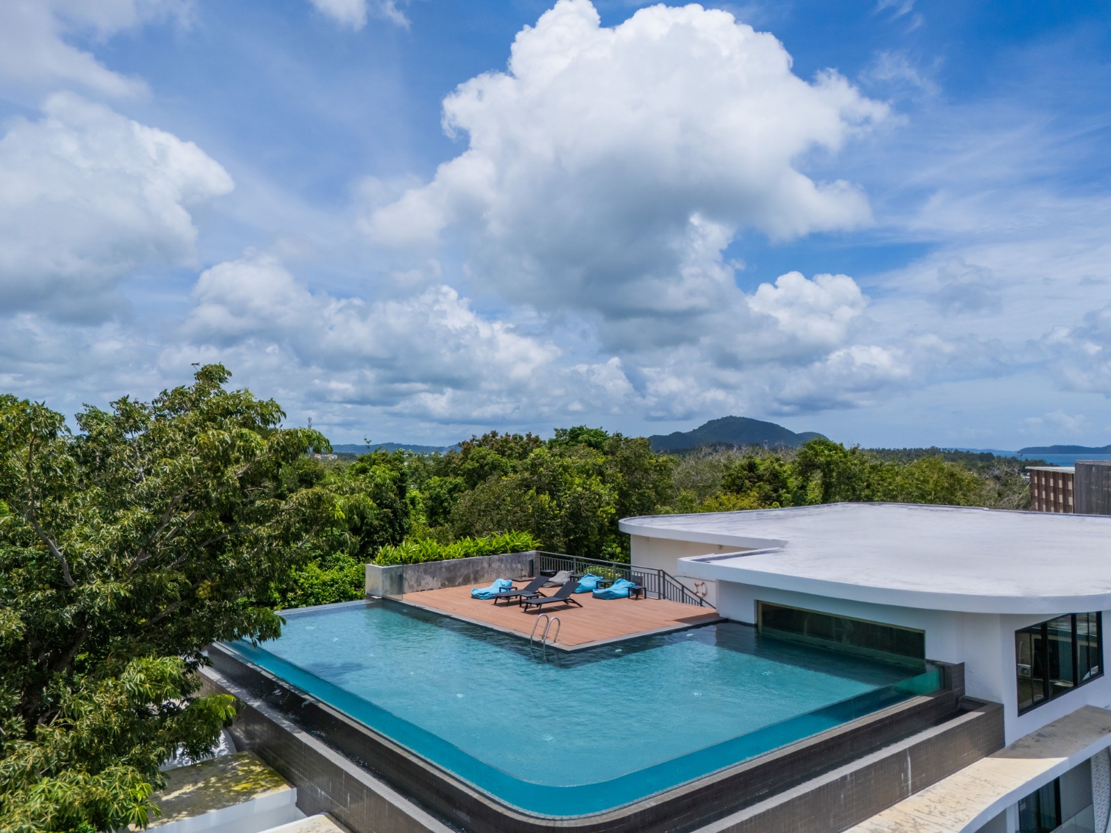 The Nine Refined Retreats