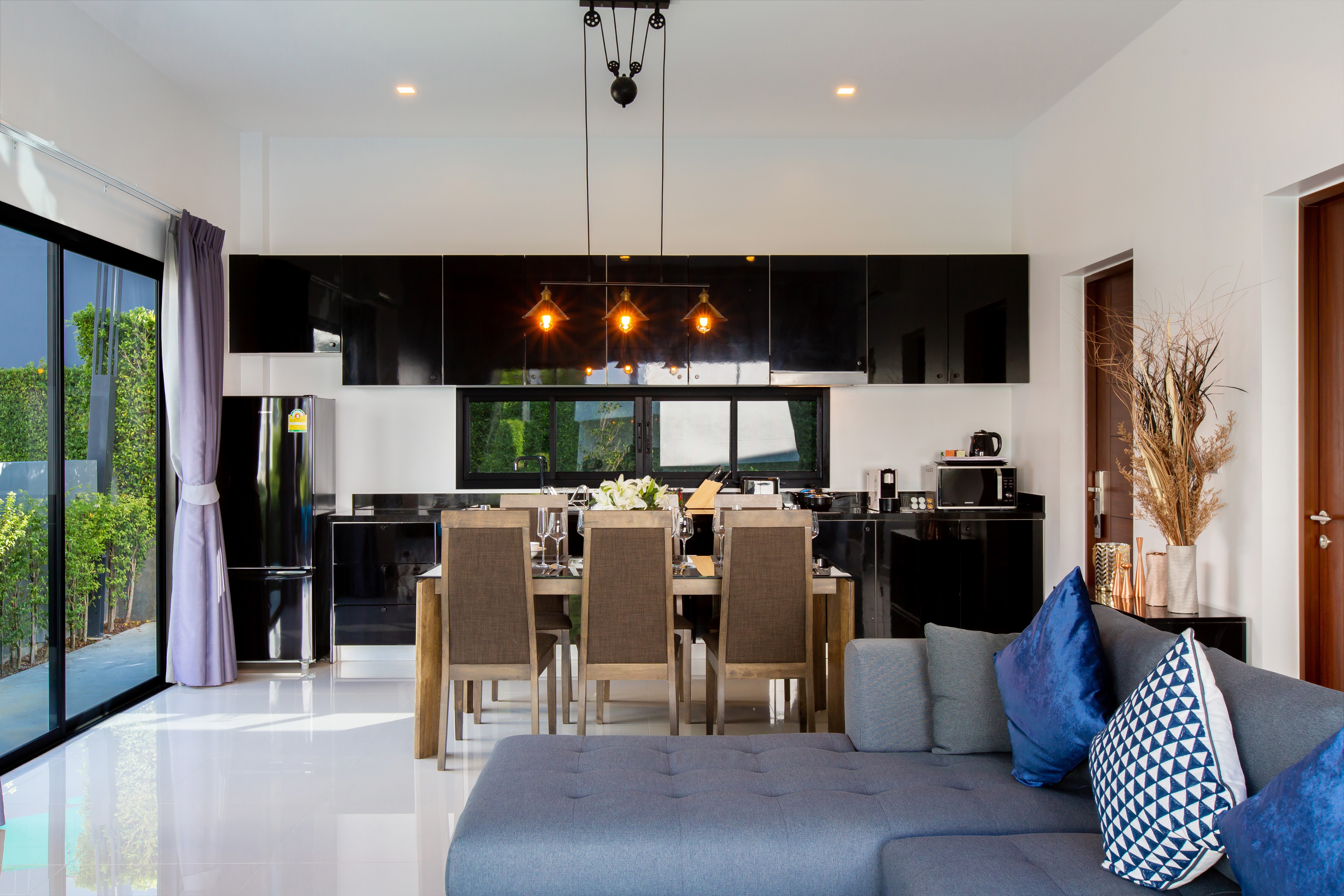 Utopia Naiharn Serviced Residence