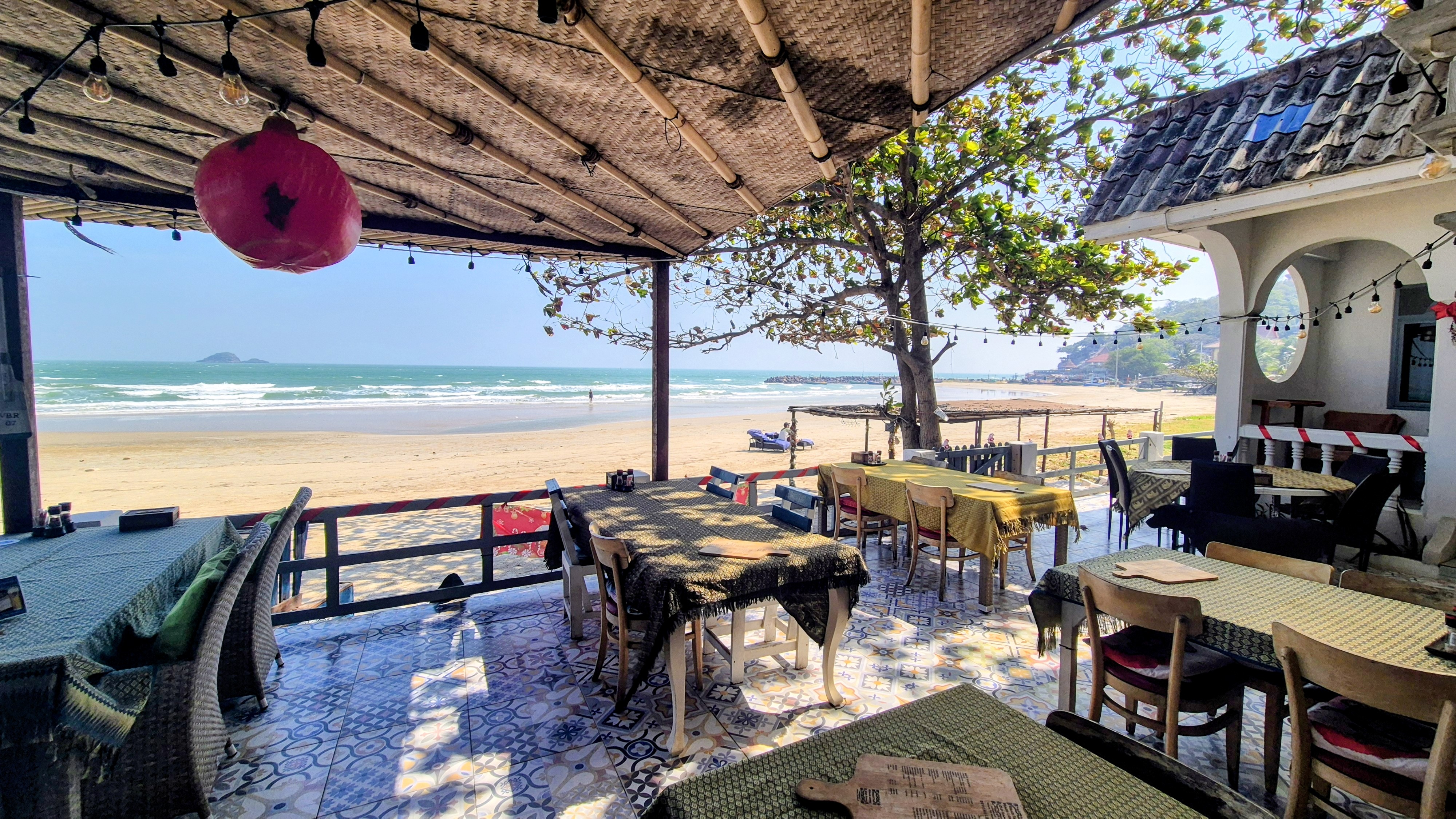 KHAO TAO BEACH LODGE
