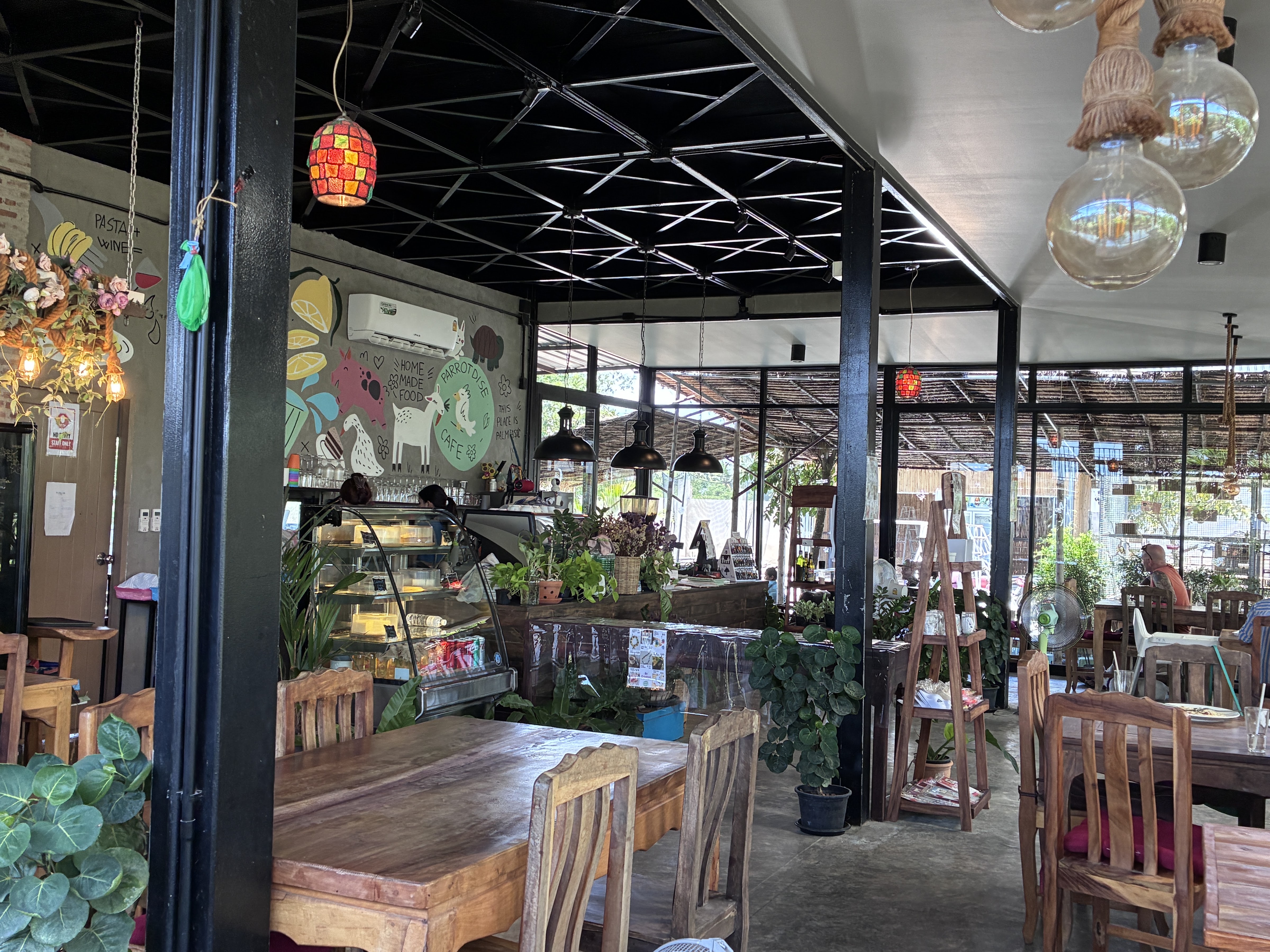 Parrotdise Organic Farm & Cafe