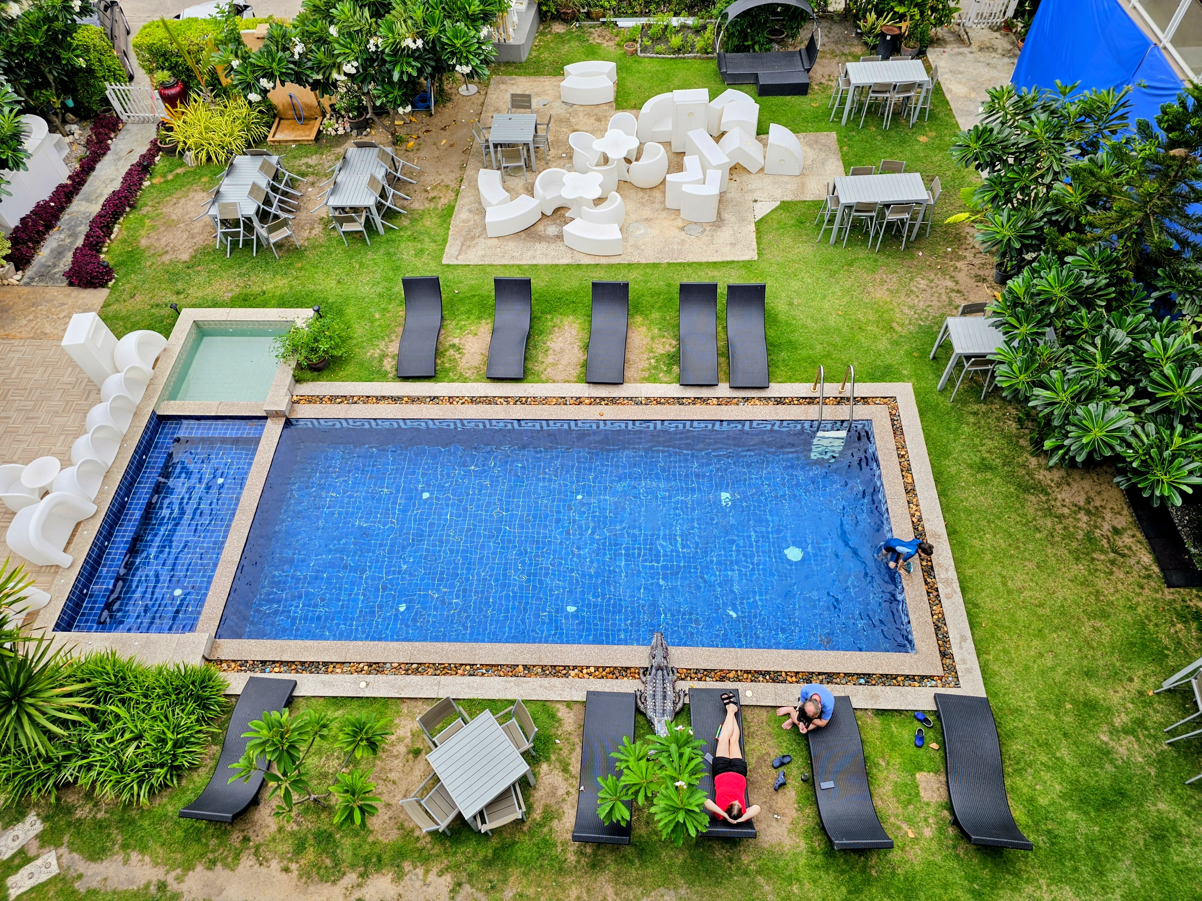 Surf & Sand Resort