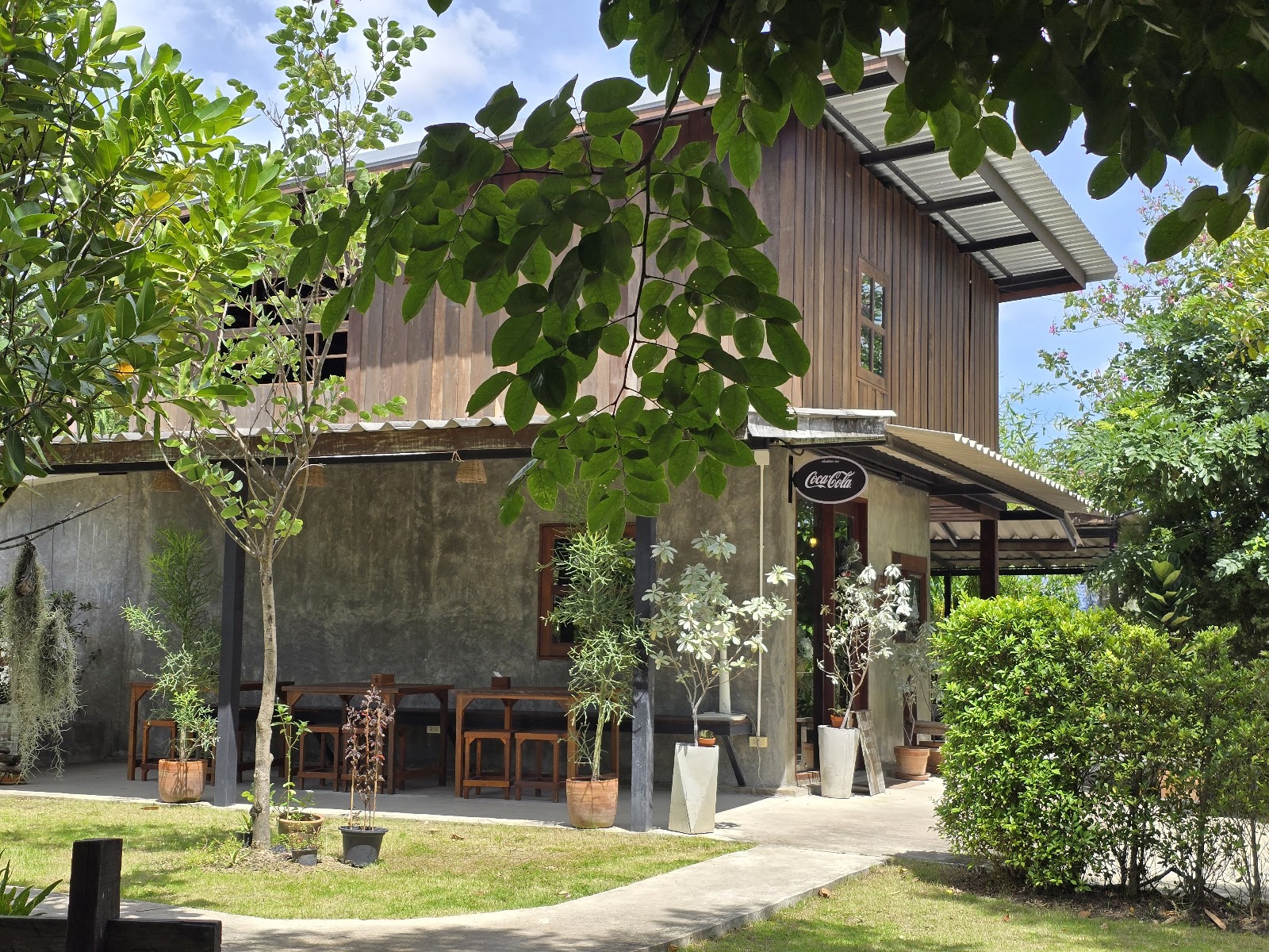 Zero Stress Cafe & Garden