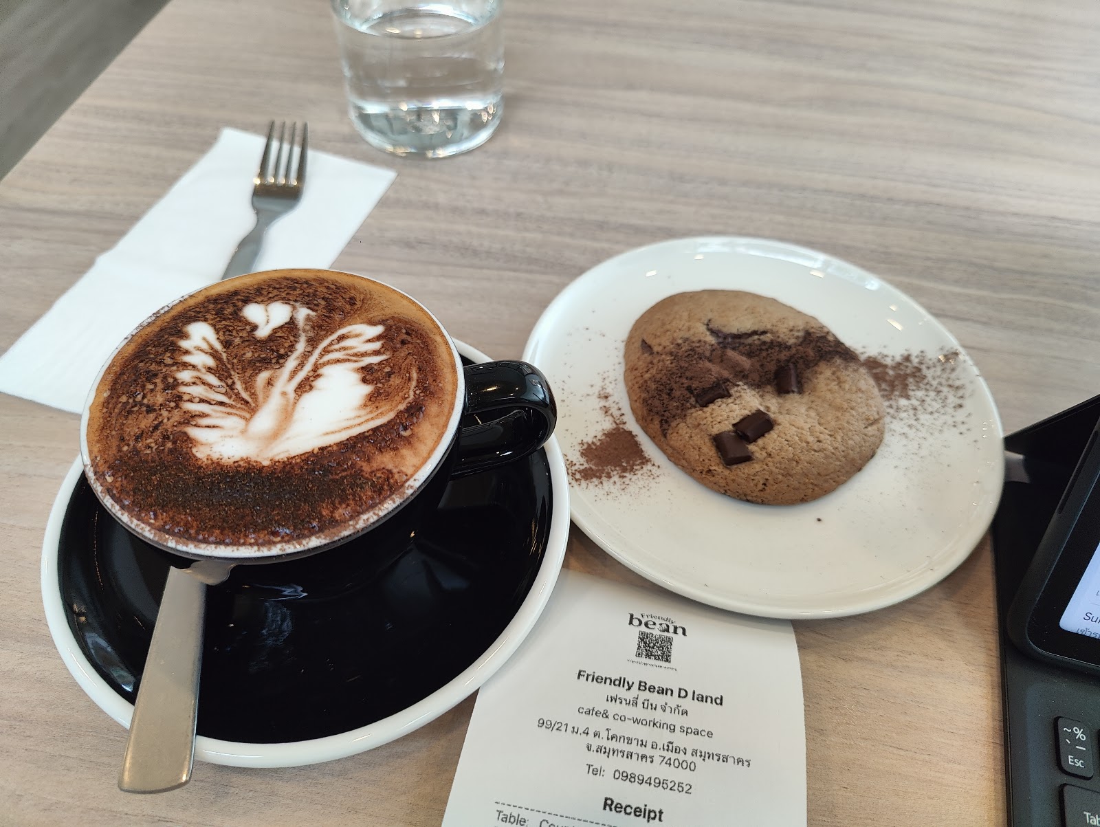 Friendly Bean Cafe & Co-working Space