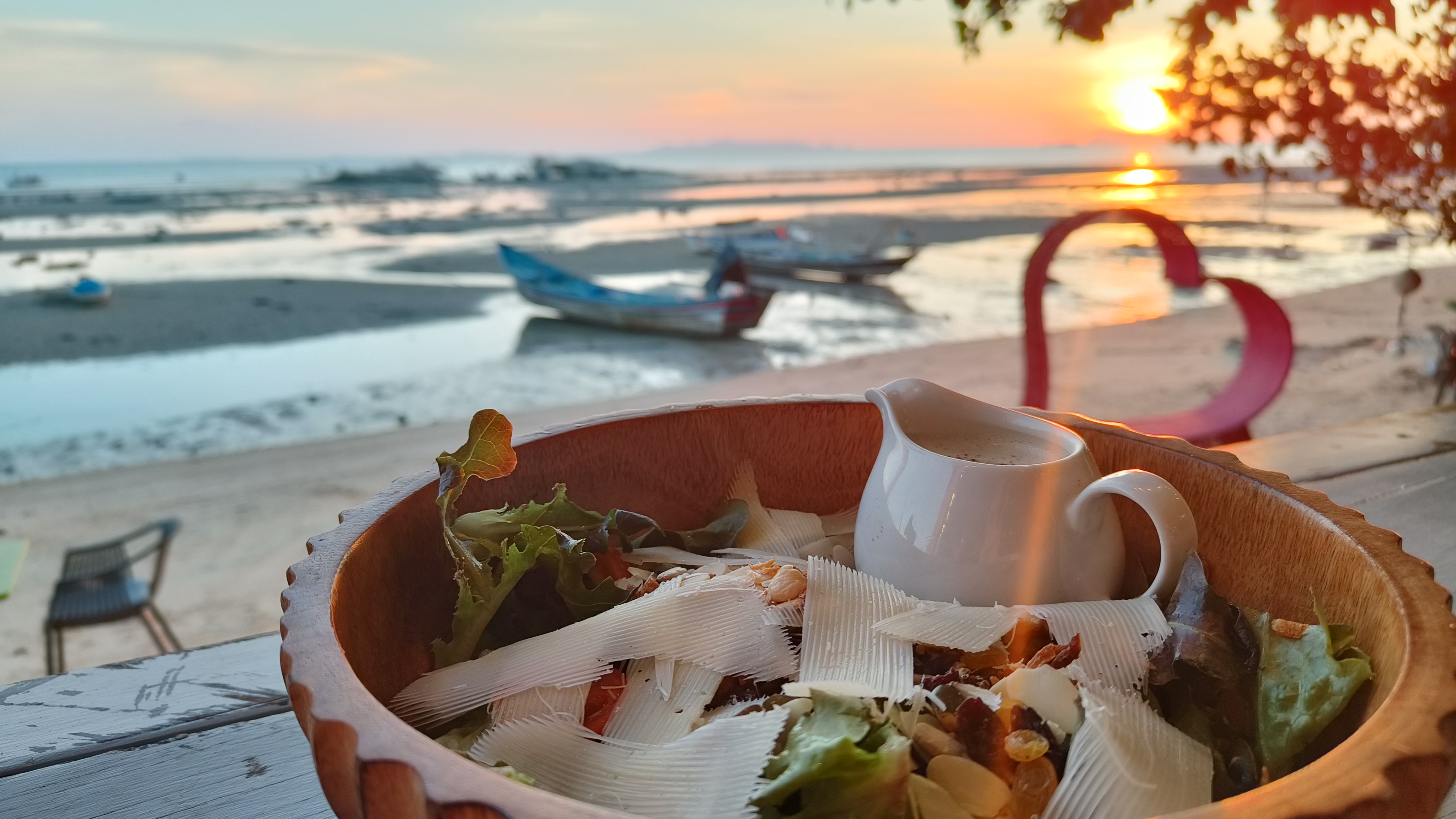 Aromi diversi Italian Restaurant Pizzeria And Beach Bar